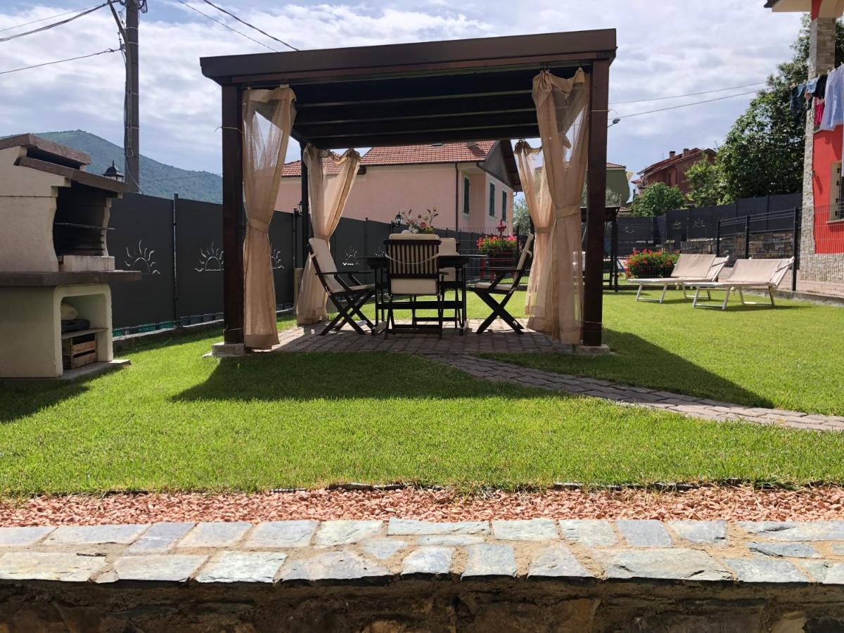 Casa Ginni Con Piscina E Giardino Caravonica Exterior foto